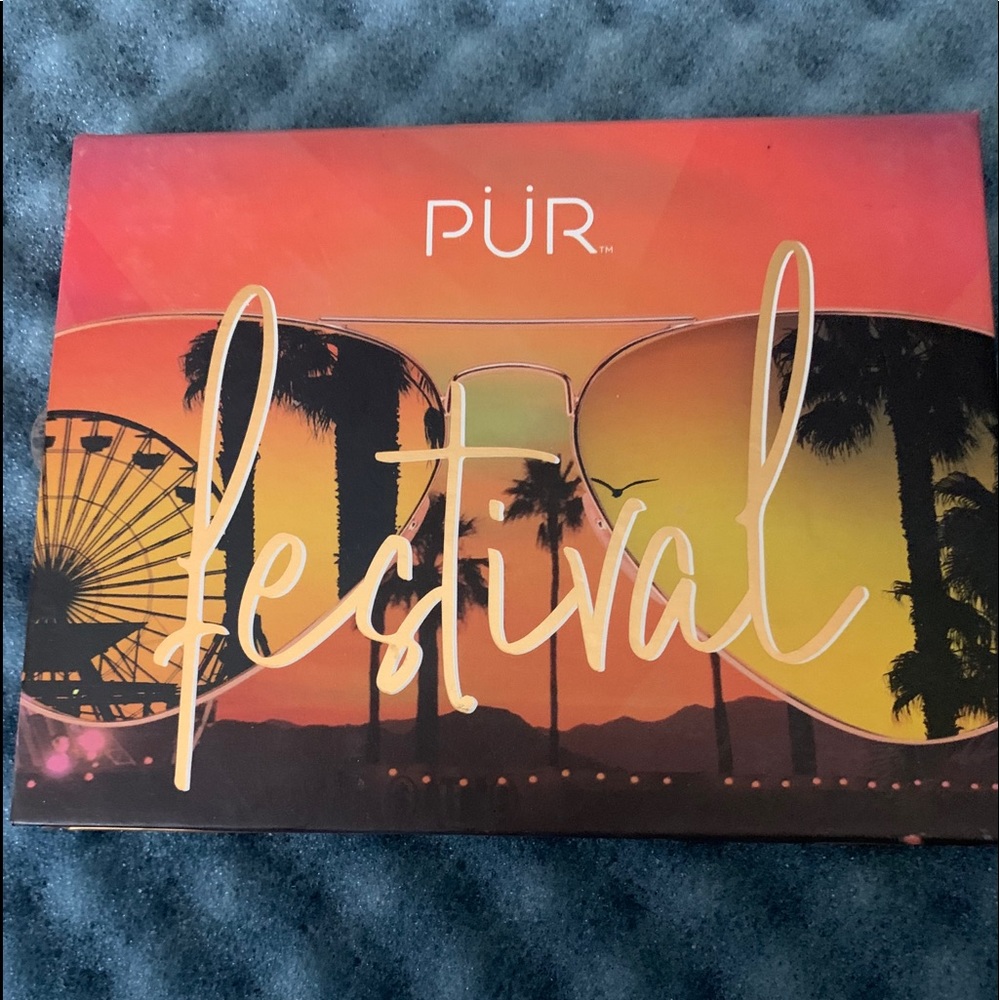 Pur eyeshadow palette
